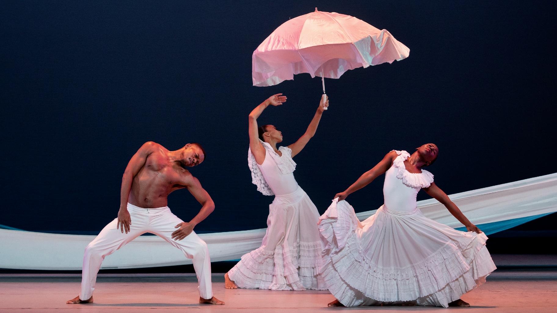 The Enduring Spirit Of The Alvin Ailey American Dance Theater Review Chicago News Wttw 